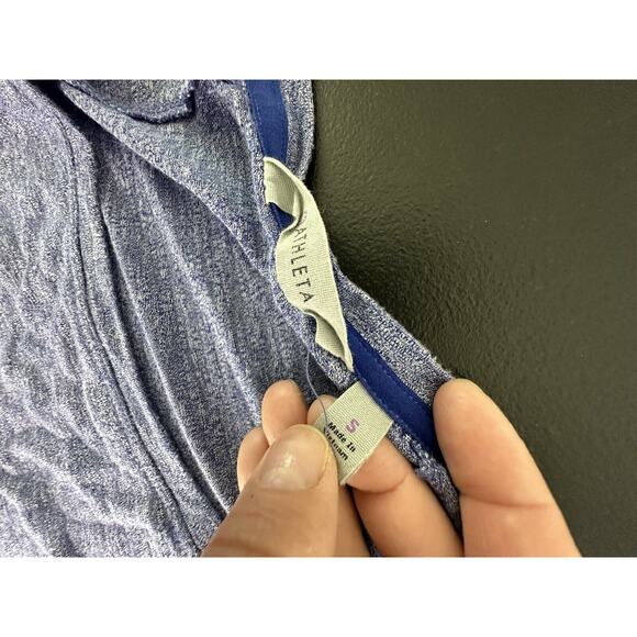 Athleta Small Long Sleeve Boat Neck Active Running Gym T-Shirt Rolled Hem 33-13 - Picture 4 of 8